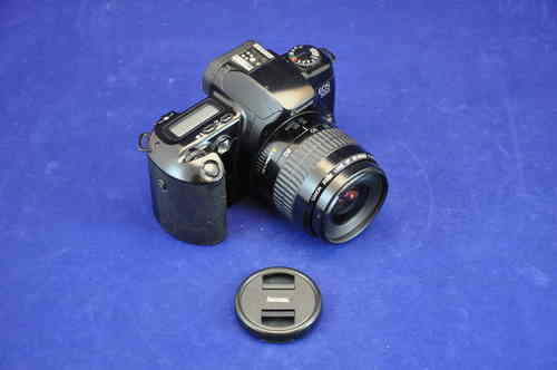 Canon EOS 500 mit Canon Zoom Lens EF 35-80 1:4-5,6 II