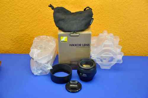 Nikon Nikkor AF-S 50mm 1: 1.4 G SWM + Accessory Kit