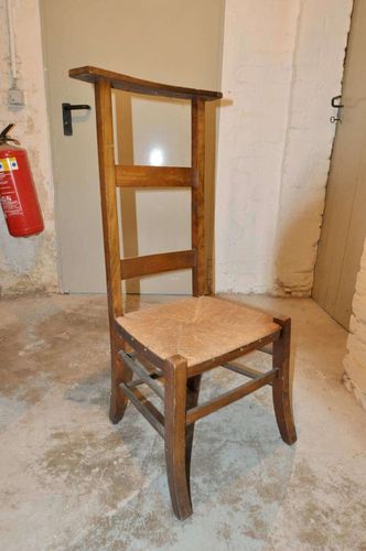 Prayer chair pew of beech wood rush seat 1870
