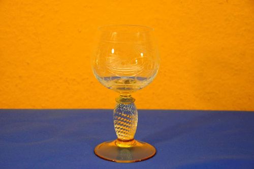 Theresienthal Pieroth 1 Weinglas Hummelschliff