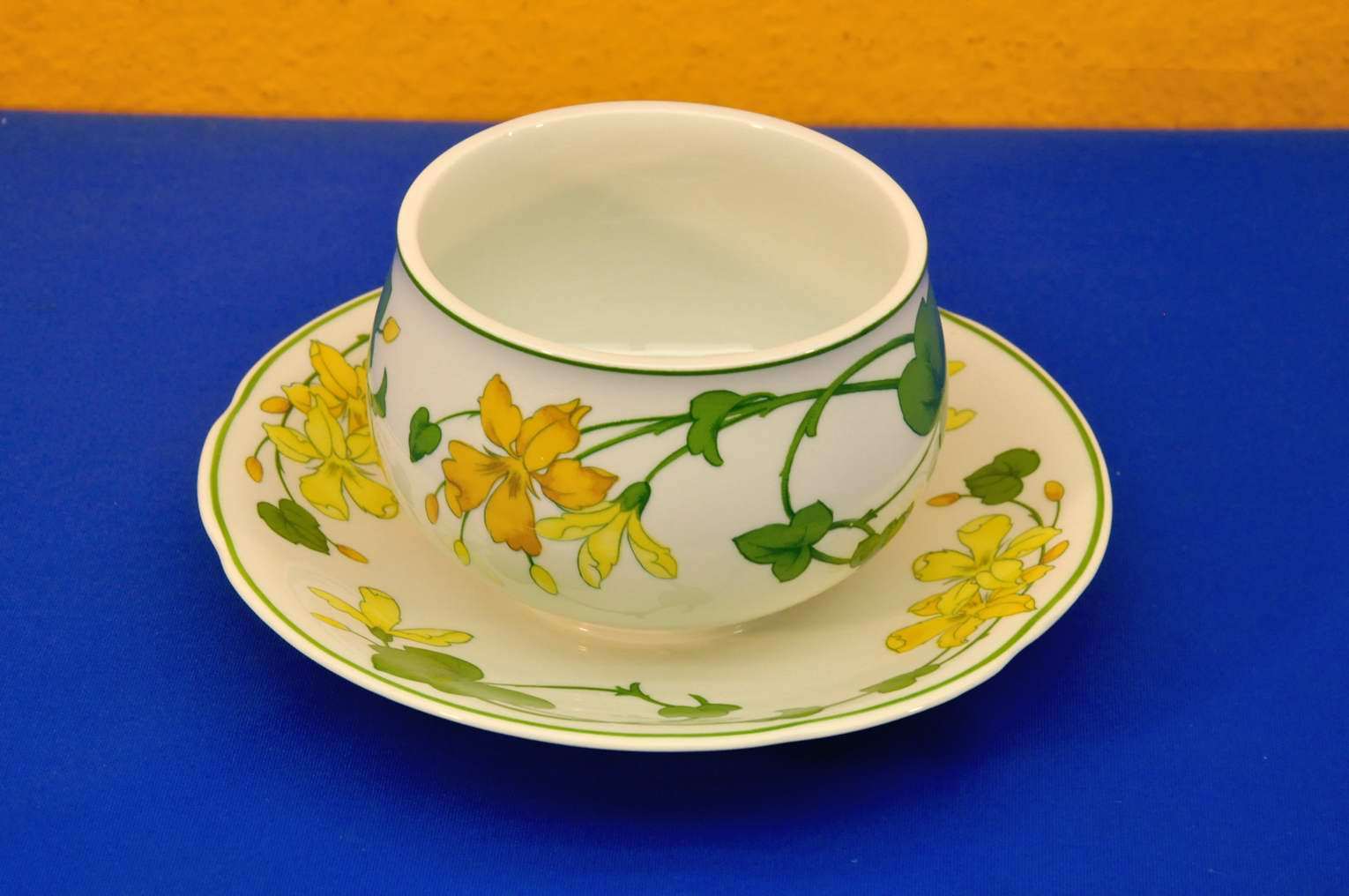 Unterteller Geranium VITRO gelbe Blüten Porzellan Villeroy & Boch Kaffeetasse u 