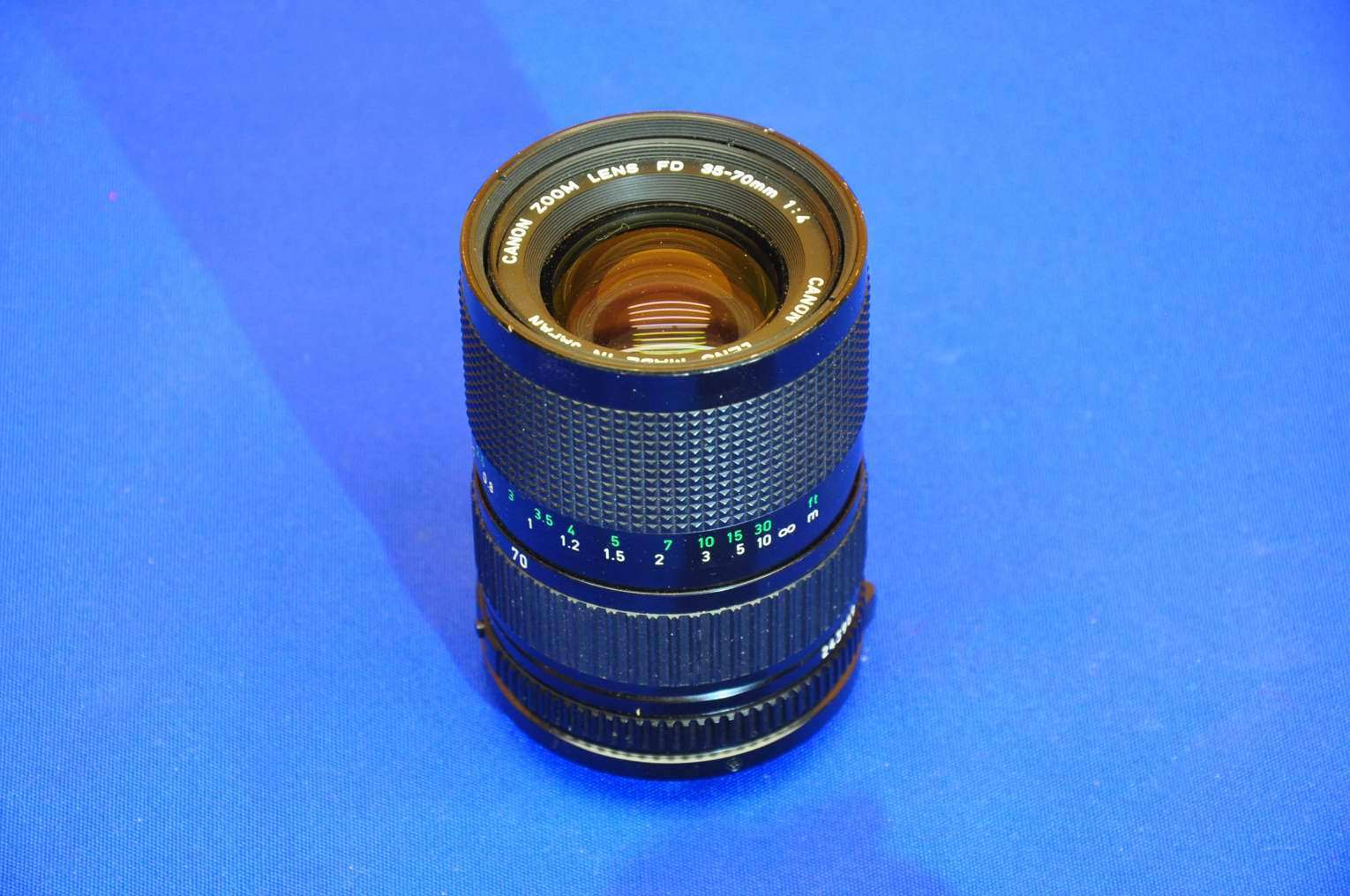 Canon zoom lens FD 35-70mm 1:4