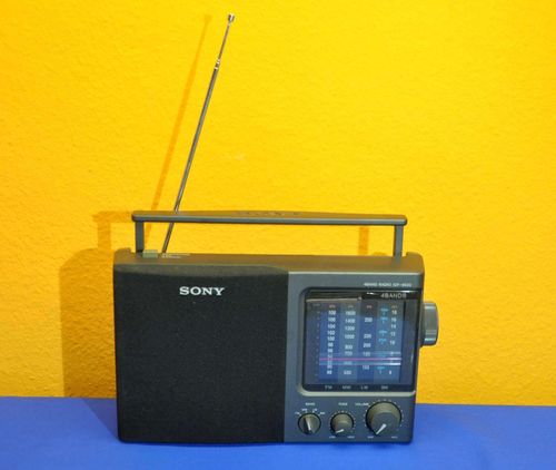 Sony 4 Band Radio ICF-9500 FM MW LW SW
