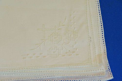2 Fabric handkerchiefs White with lace GDR Vintage