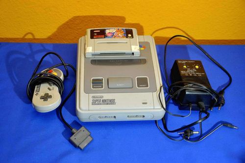 Nintendo Super Entertainment System Konsole + Zubehör