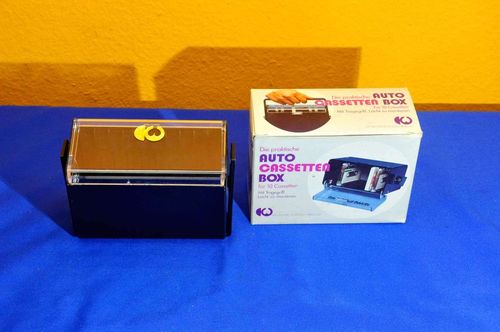 Auto cassette box for 10 cassettes with handle NOS