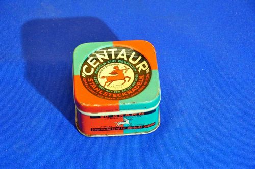 Small tin can Centaur steel pins 30s Art Deco