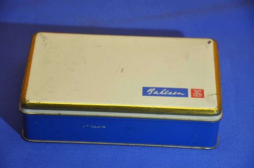 Vintage Bahlsen Tin can TET empty packaging