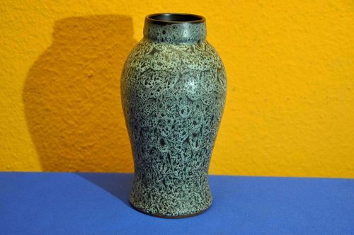 Jürgel Elstra studio pottery vase handmade