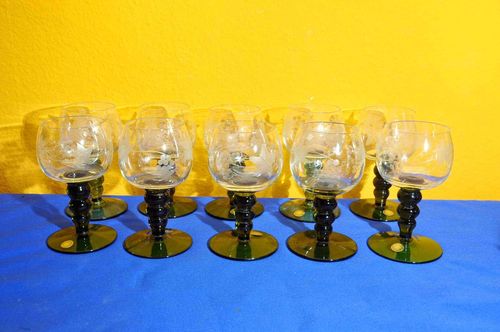 10 wine glasses vines green ball stem glassblower