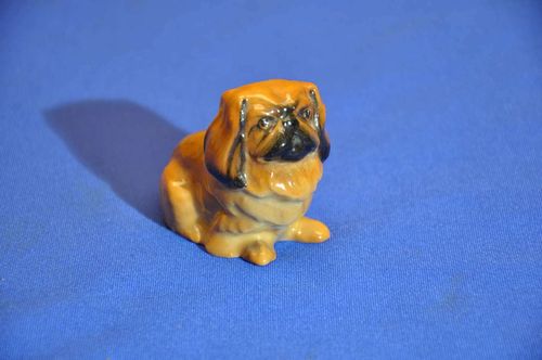 Royal Doulton Porcelain England Dog Figurine Pekingese