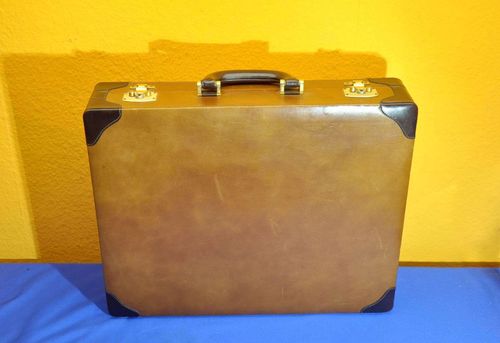 Elegant Cesare Piccini Briefcase Leather 1970s