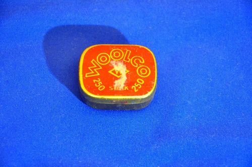 Tin can of gramophone needles WOOLCO 250 pieces