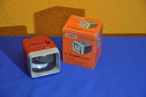 Cenei C-Scoper special slide viewer and magnifying glass