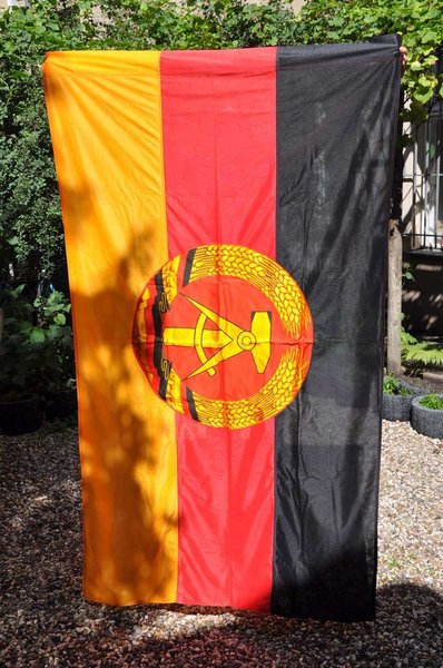 Original DDR Fahne von 1985\\n\\n24.04.2014 13:14
