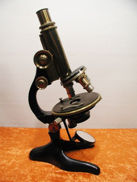 Messing Mikroskop von J.Rosenbaum - Hufeisen Mikroskop\\n\\n15.07.2014 15:41