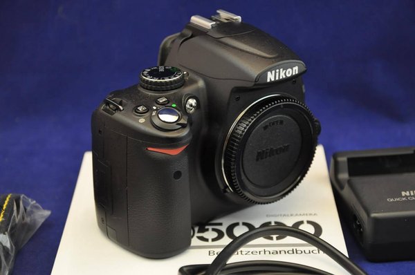 Nikon D5000 DSLR Kamera mit Originalverpackung\\n\\n20.05.2014 11:18