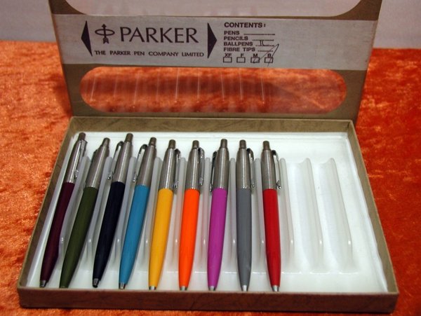 Farbige Parker Jotter in Verkaufsbox\\n\\n04.06.2014 19:15