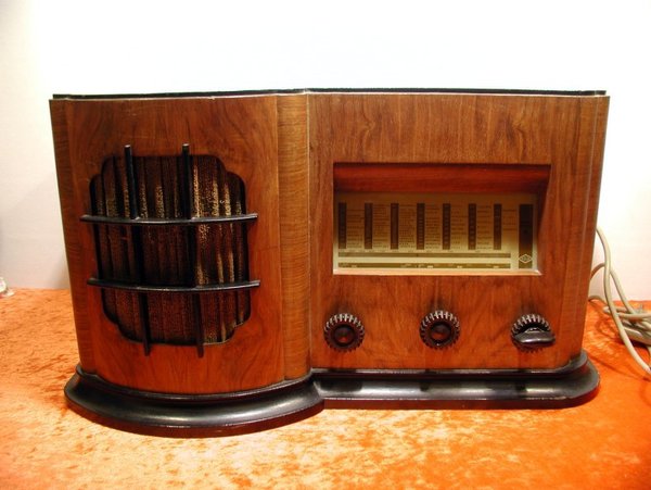 Röhrenradio von Seibt Modell 326W aus den 30er Jahren, RARITÄT, seltenes Sammlerstück\\n\\n19.05.2014 18:37